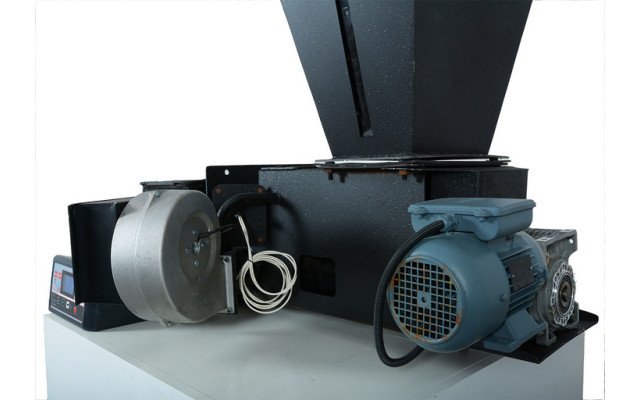Fan and geared motor